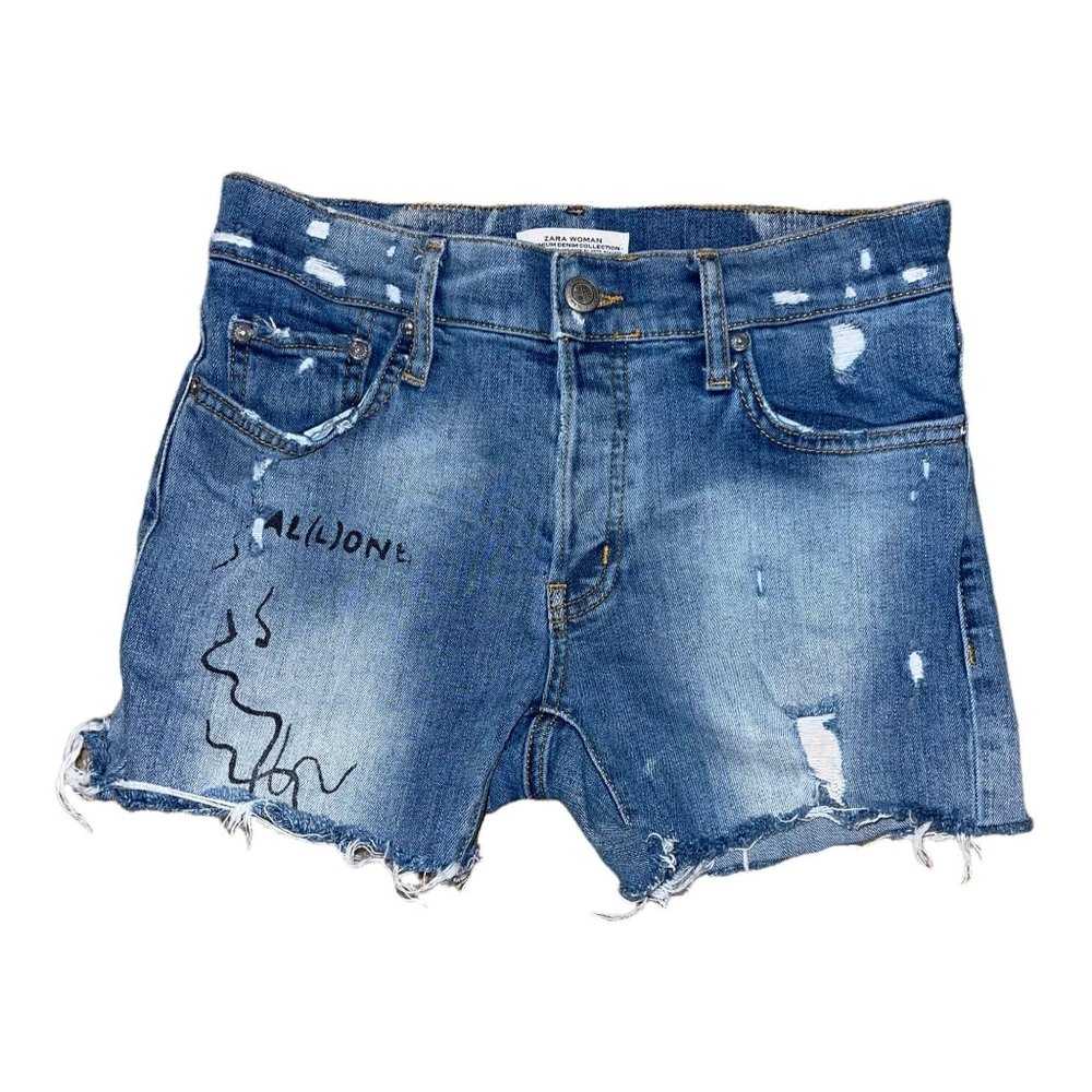 Zara Woman Premium Denim Grafitti Distressed Raw Hem Frayed Shorts Womens 2
